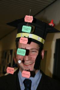 Daniel L&uml;bke (ich) mit Doktorhut